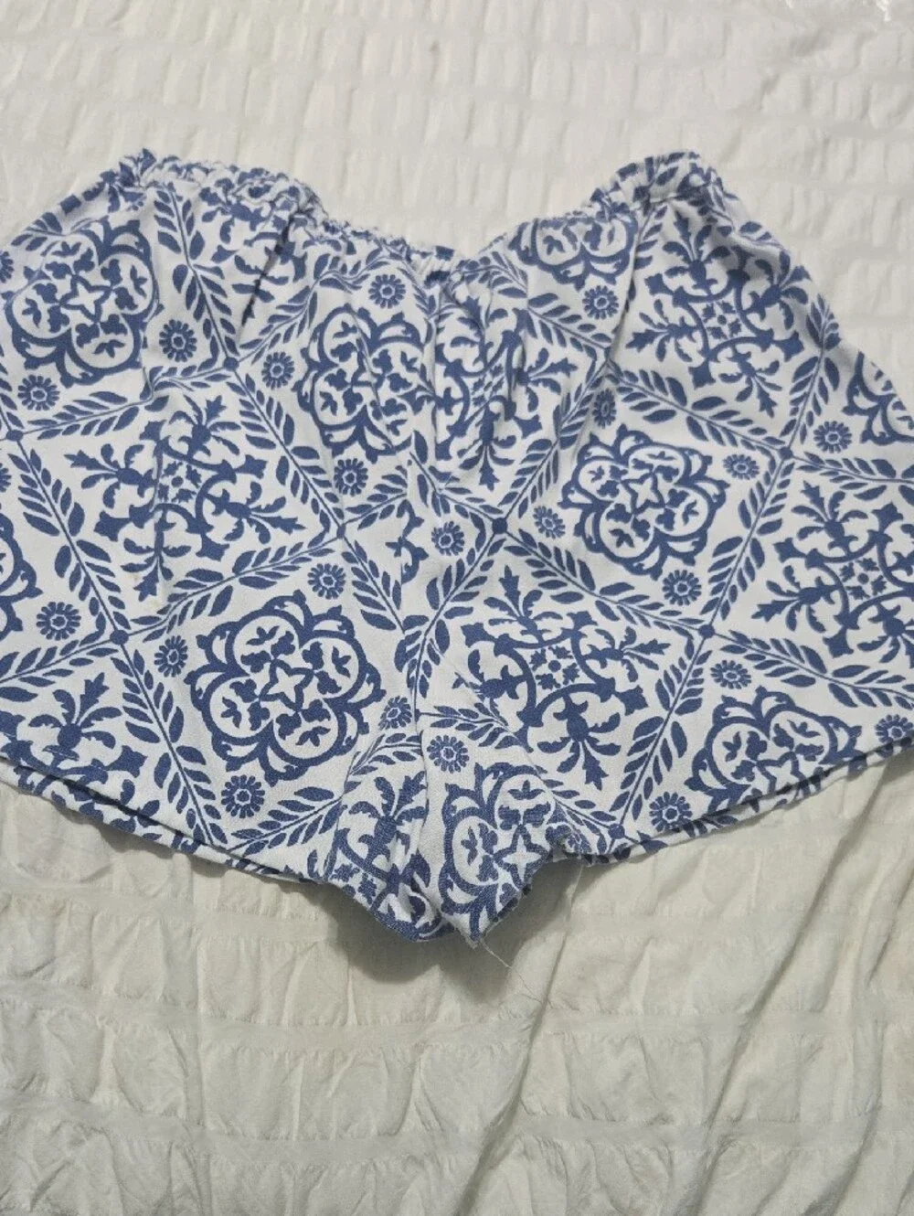 Dizzy Lizzy Blue & White Mediterranean Tile Print Drawstring Shorts Size L